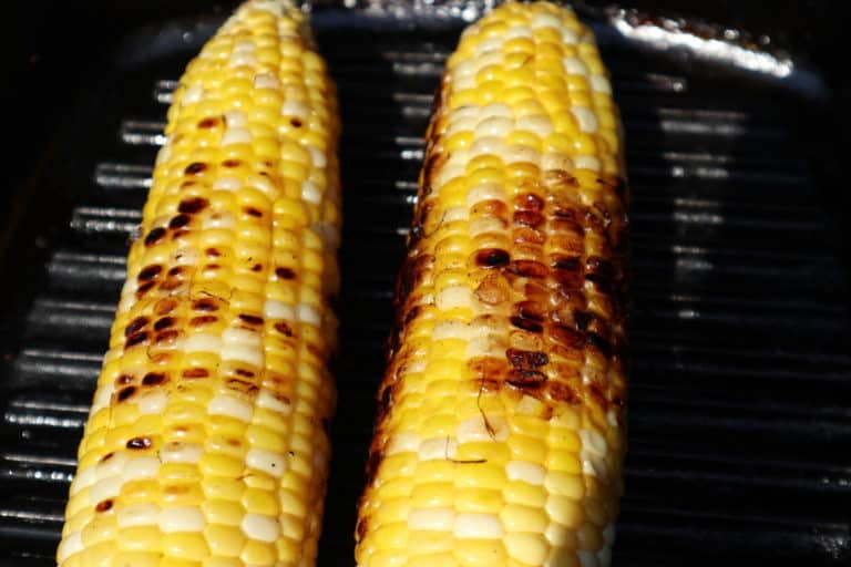 grilled corn on grill pan